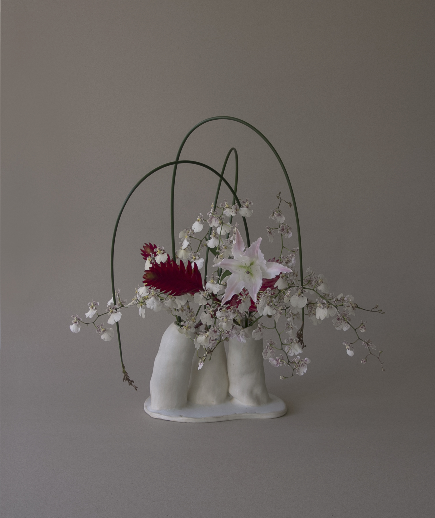 打動人心的演繹 跟隨 花道家陳曦 的腳步 進入到草月流的藝想世界