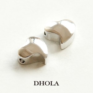 7.5MM桃心圓弧亮面實心側面孔銅珠