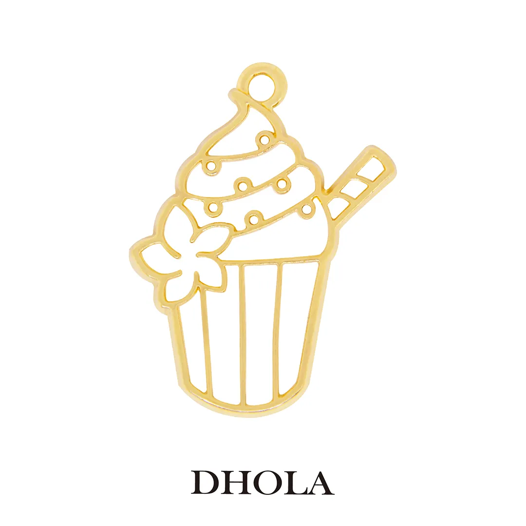 單耳心形點點草莓邊框