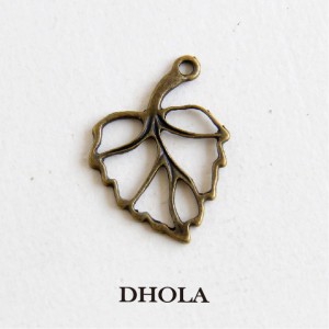 上耳下三孔三花葉瓣