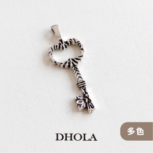 縷空長方圓弧愛心鎖