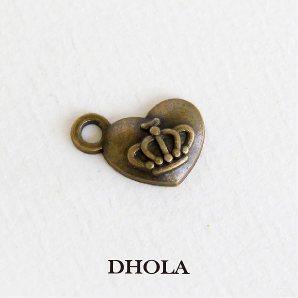 左耳皇冠平面愛心