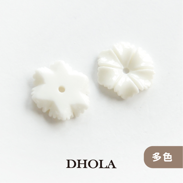 【多色】12mm中洞六瓣樹脂花