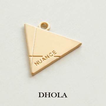 20*17MM右耳刻字三角片