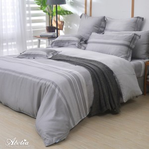 義大利La Belle《斯卡線曲》色坊針織超涼感涼被(150x200CM)-藍