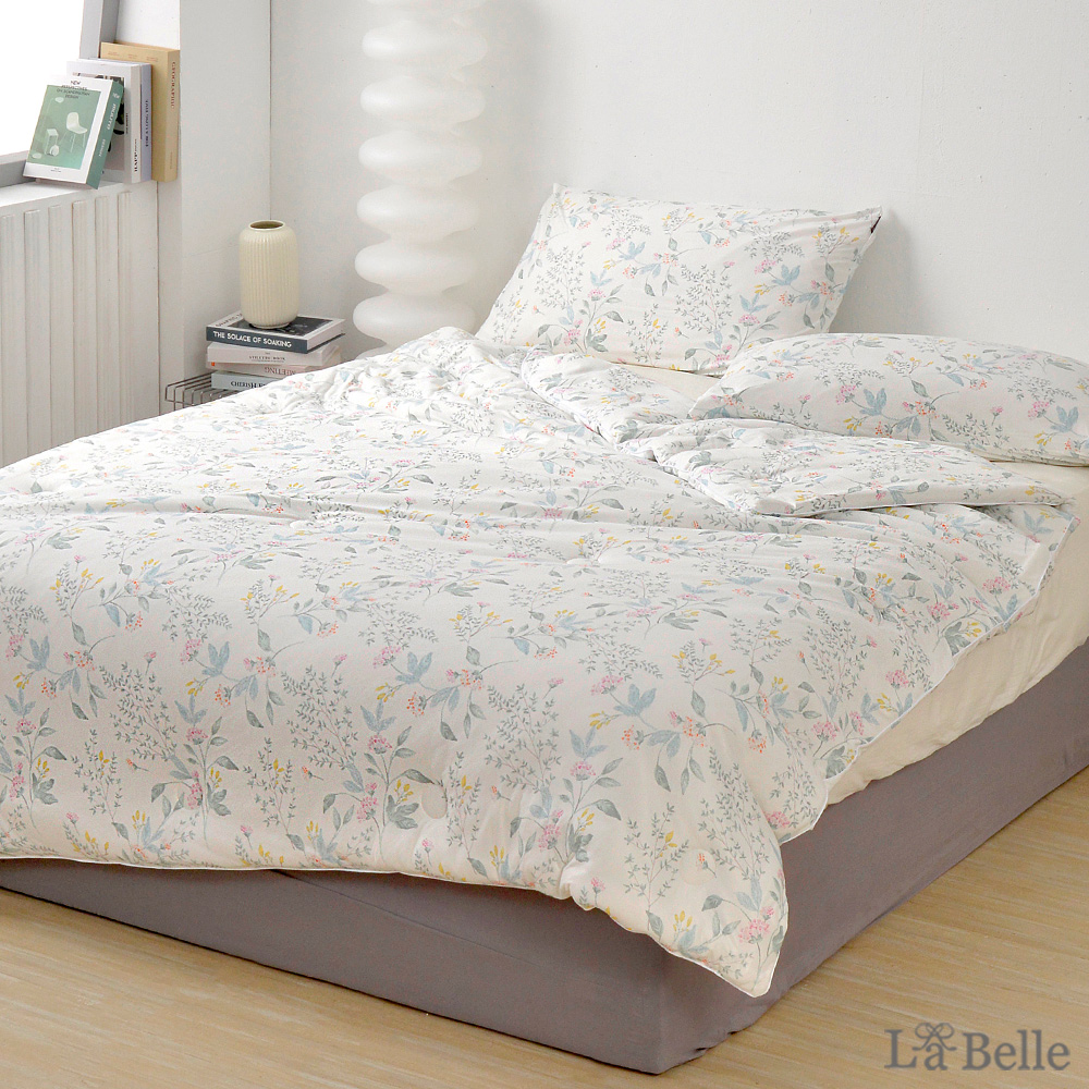 義大利La Belle《花海紛菲》海島針織防蟎抗菌暖暖被150*195CM