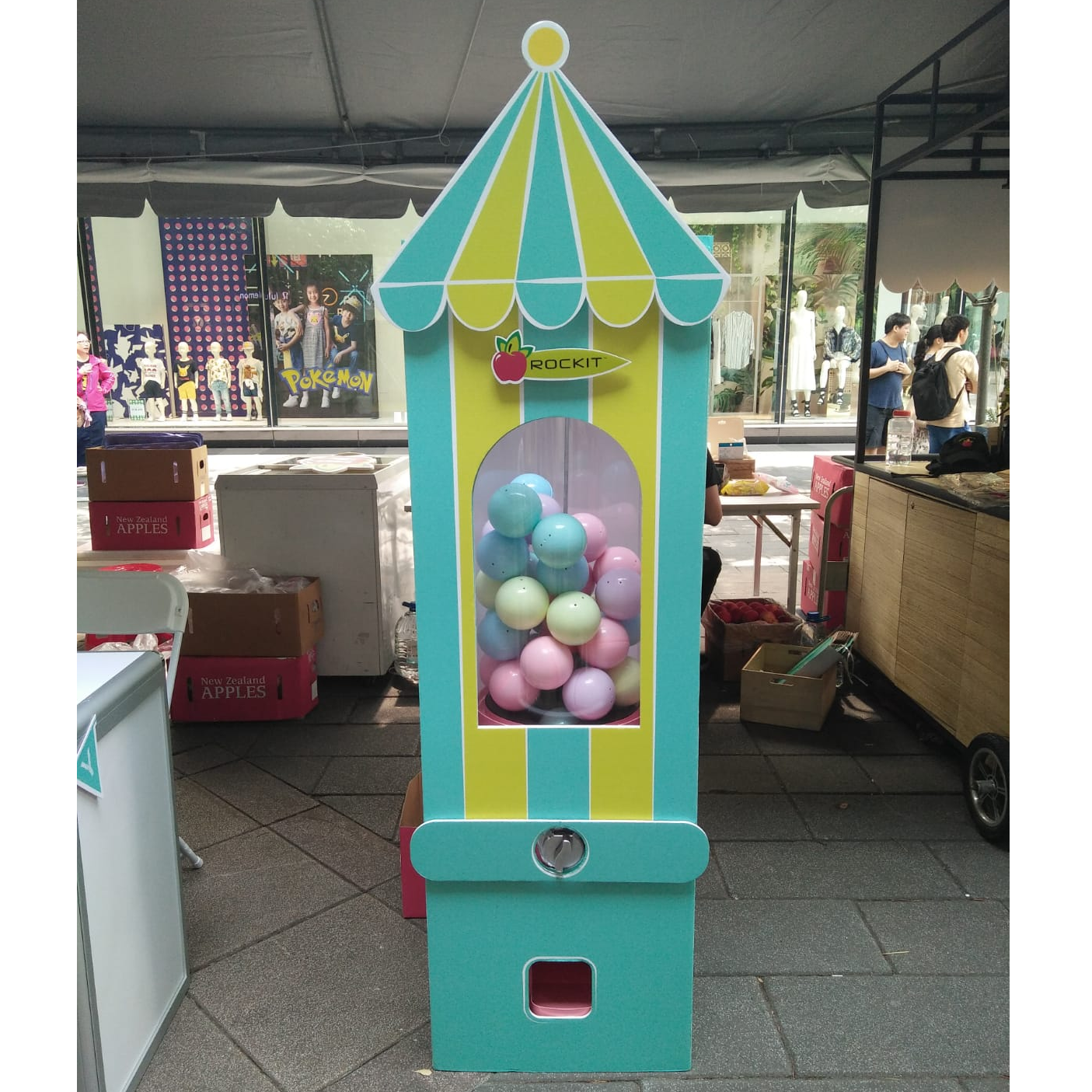 Rockit Apple 樂淇蘋果 客製化扭蛋機 x 東昇電玩