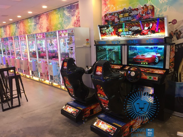 複合式夾娃娃機店 x 東昇電玩
