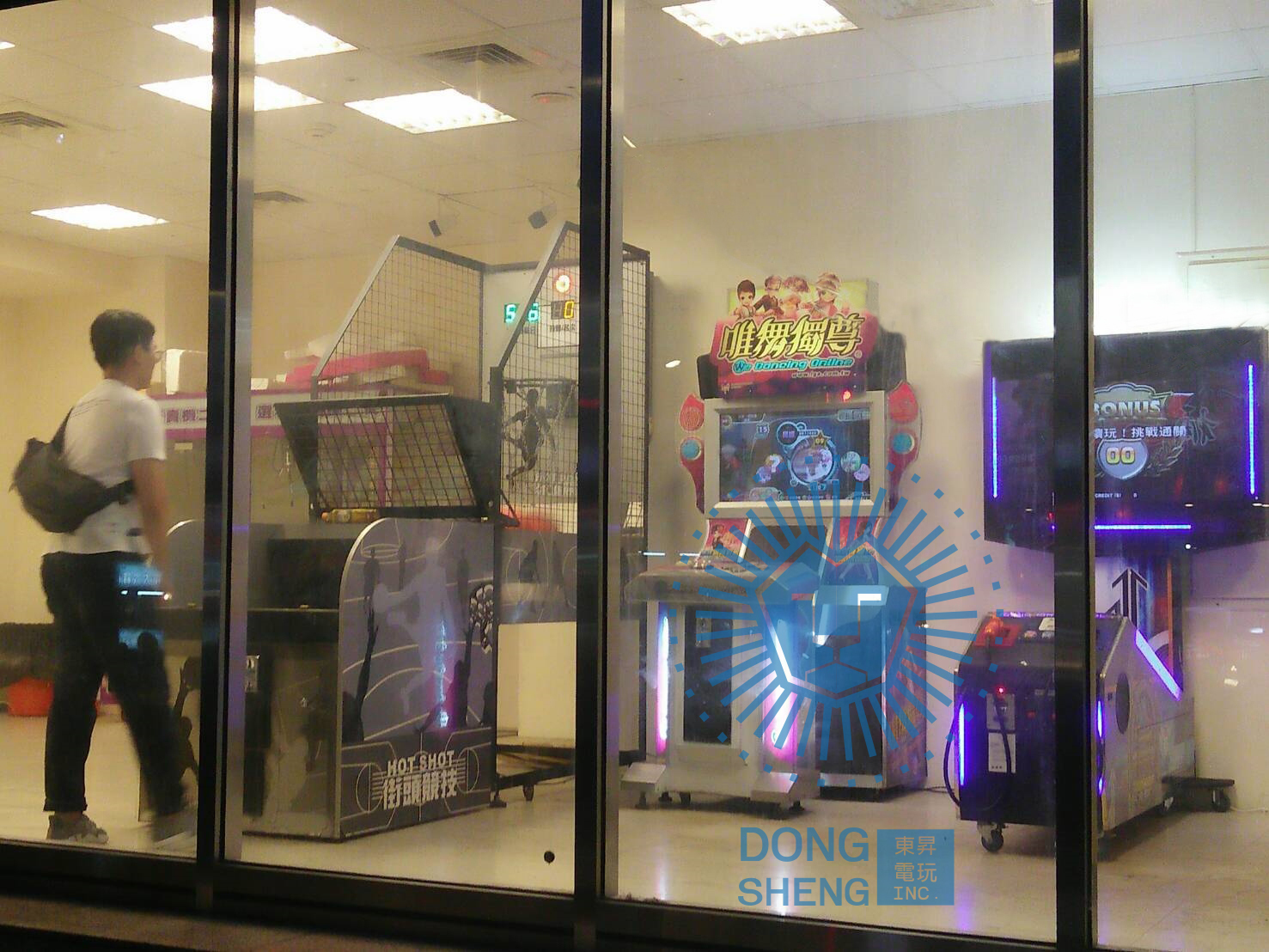 家樂福便利店 x 東昇電玩