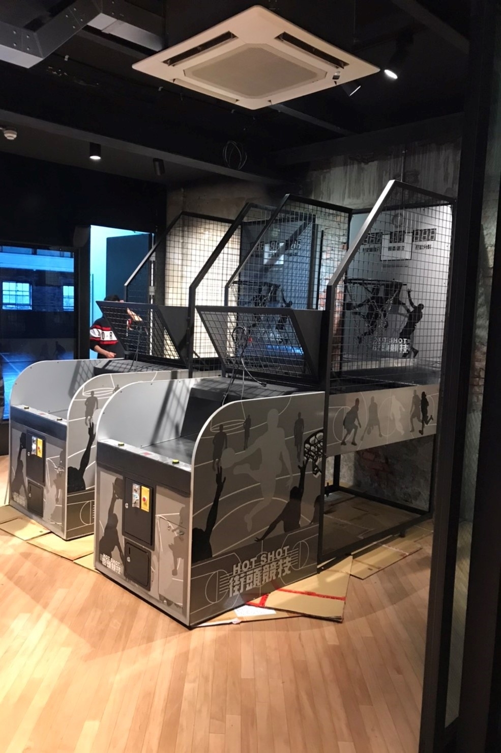 西門摩曼頓籃球體驗店 X東昇電玩