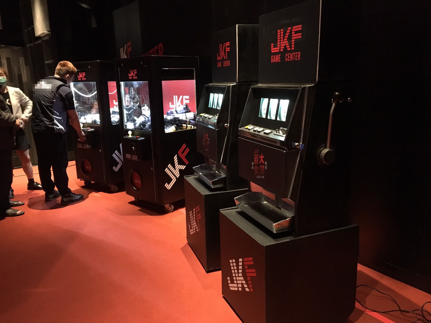 JKF百大女郎 客製化包圖娃娃機 客製化包圖拉霸機 X東昇電玩