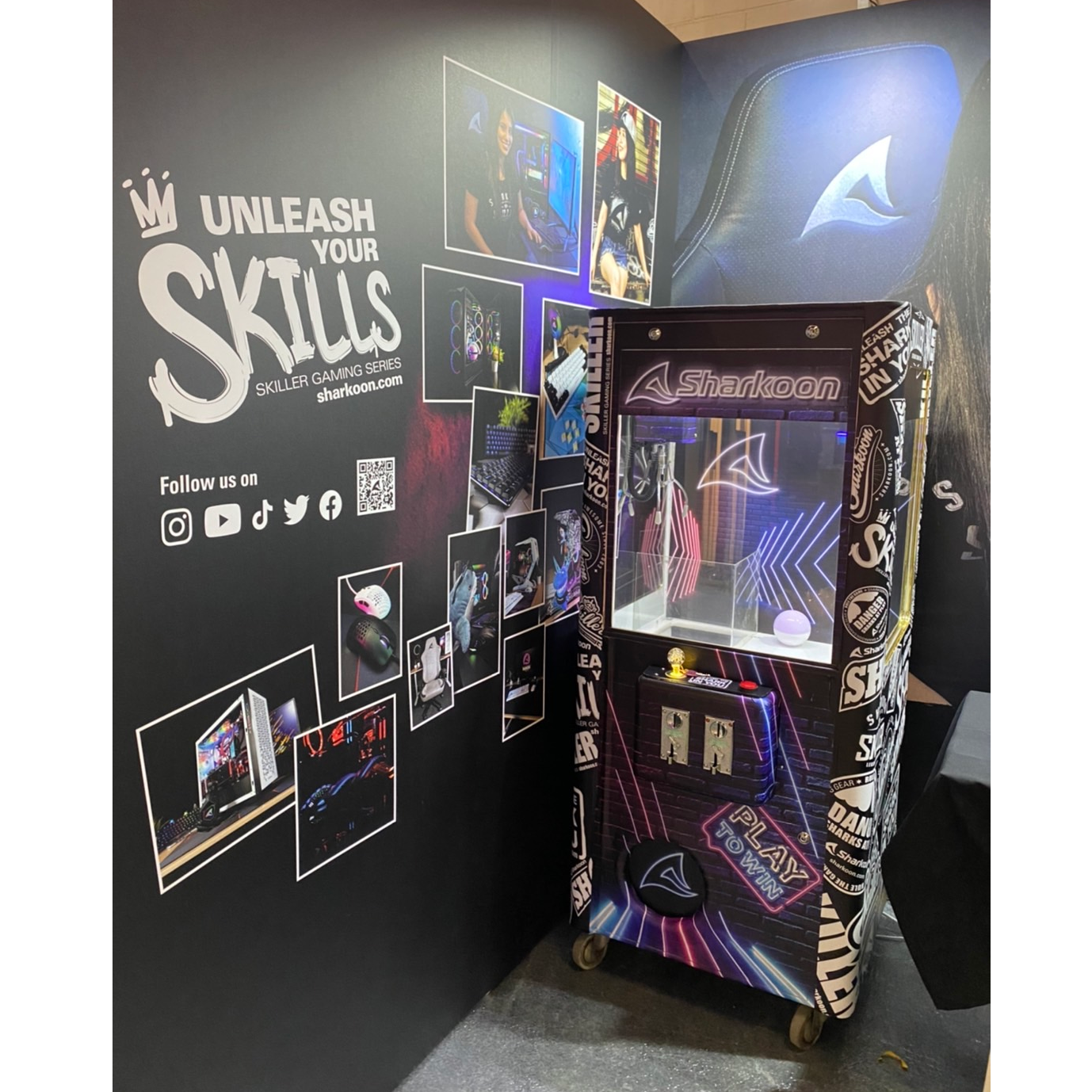 2021 電競嘉年華 Sharkoon 客製化包圖娃娃機X東昇電玩