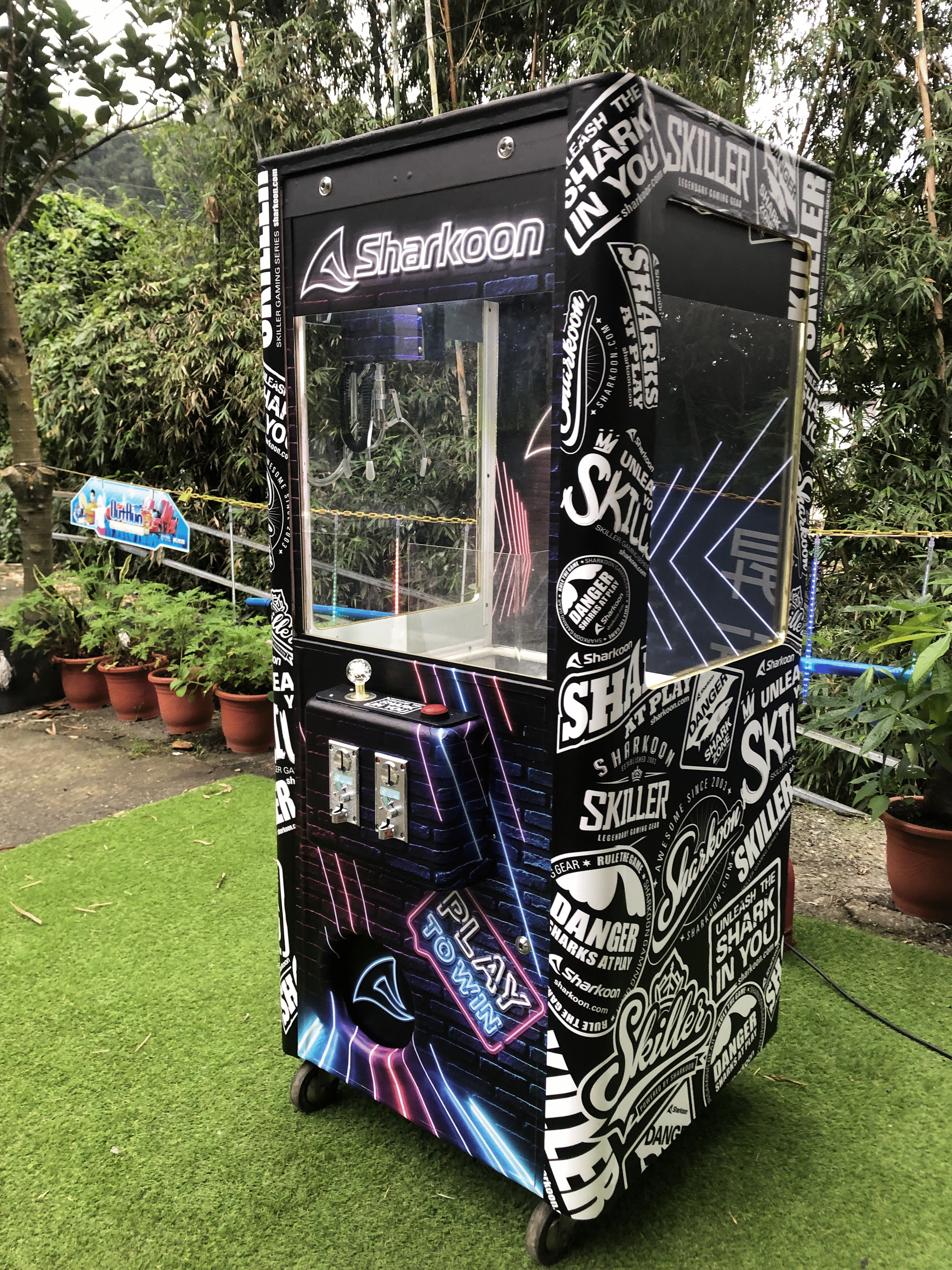 2021 電競嘉年華 Sharkoon 客製化包圖娃娃機X東昇電玩