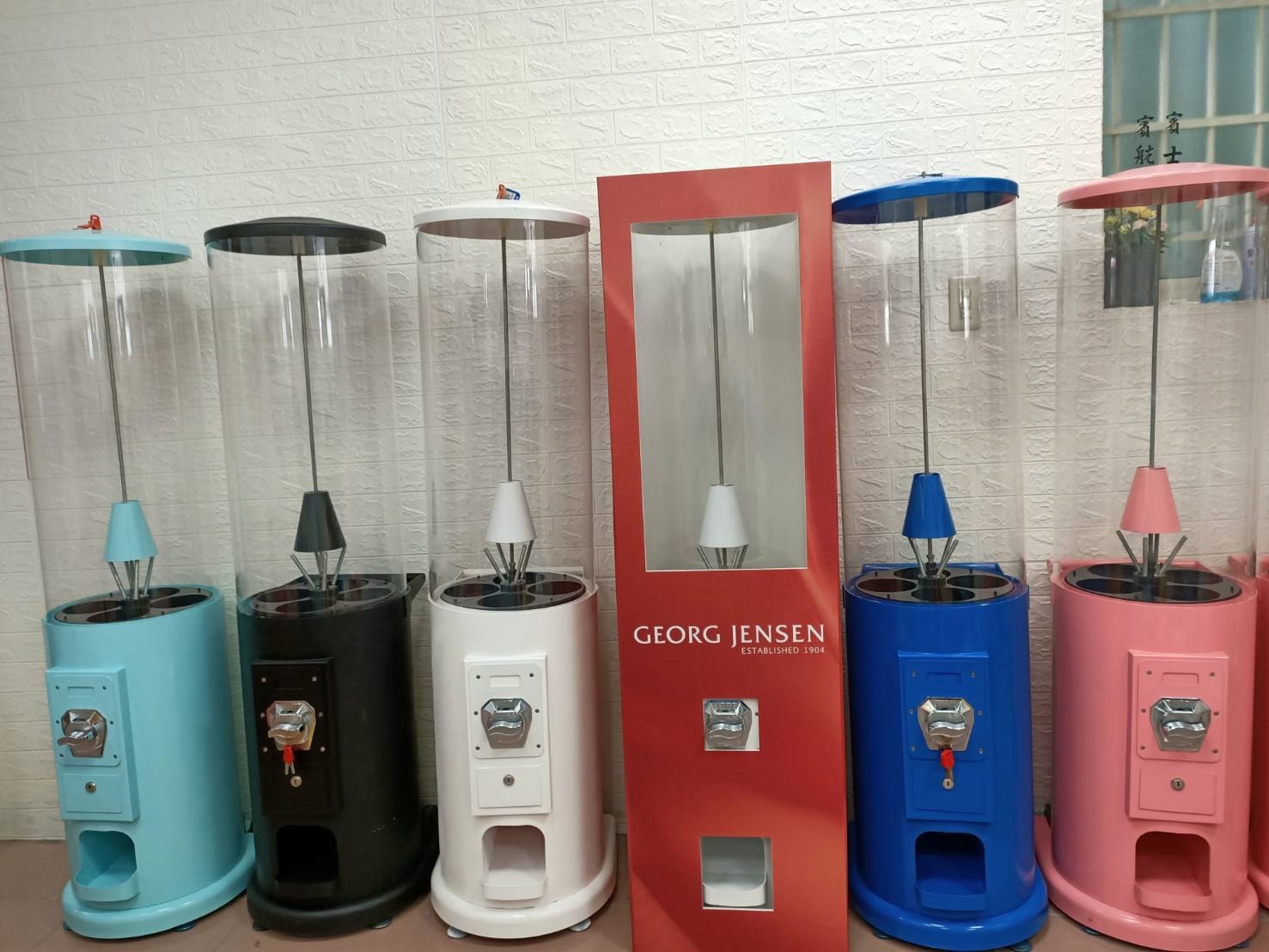 客製化扭蛋機 X東昇電玩 租扭蛋機